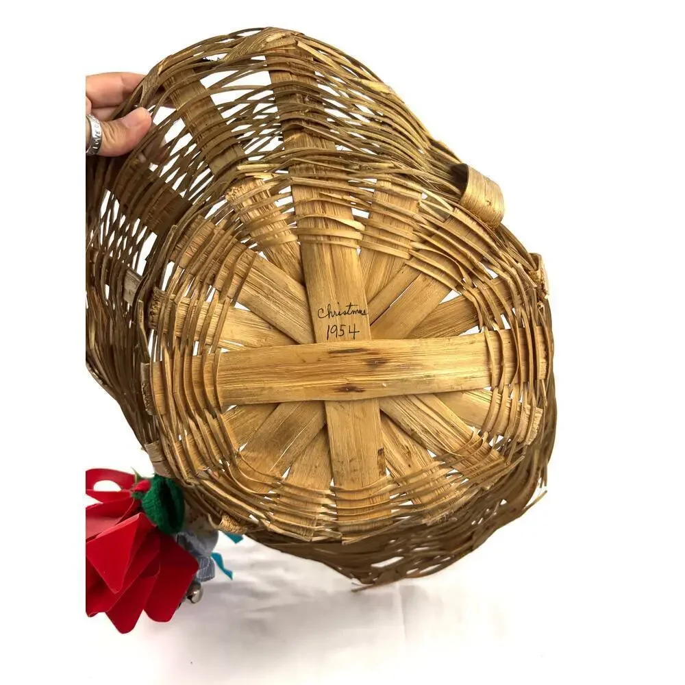 Vintage Christmas Gathering Basket Farmers Market Wicker‎ Storage 1950s
